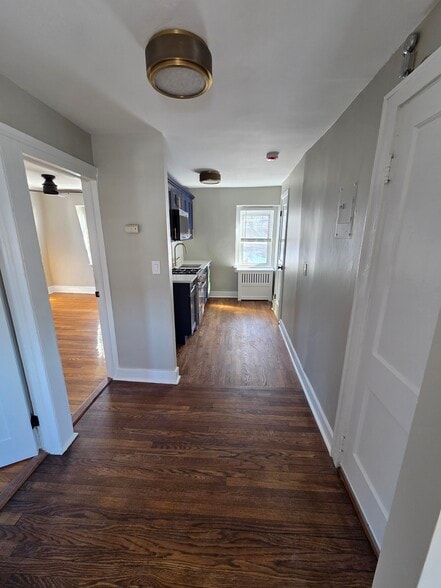 Building Photo - 1097 Boston Post Rd