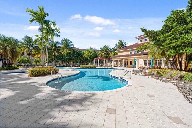 Building Photo - 6521 Emerald Dunes Dr