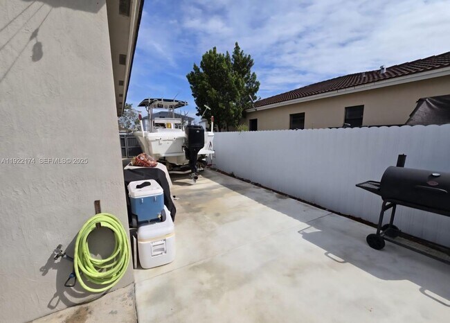 Building Photo - 27862 SW 134th Ct