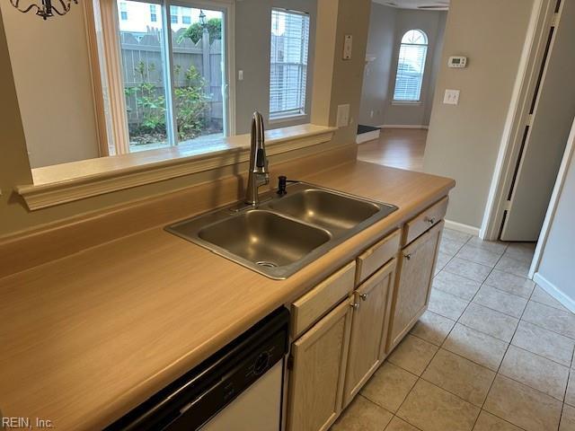Building Photo - 1653 Pattington Cir