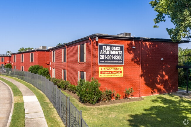 Building Photo - Fair Oaks Apartments