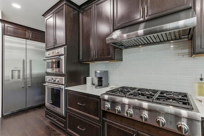 Building Photo - 6405 Aden Ln