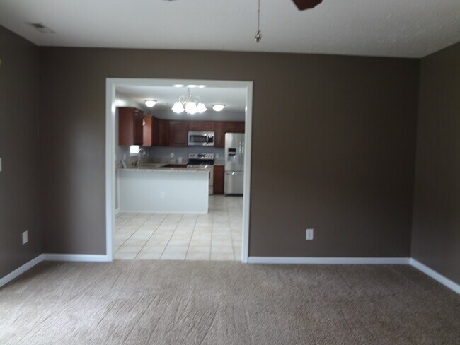 Building Photo - 101 Dorsett Ct