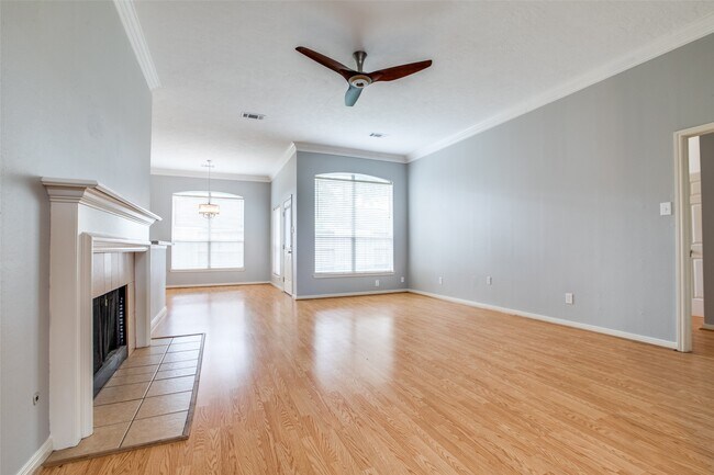 Building Photo - 9331 Rodgers Rd