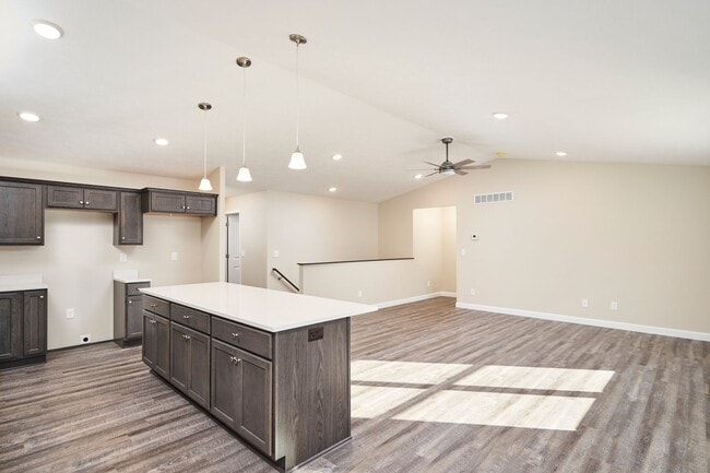 Building Photo - 5048 Catawba Pl Ln