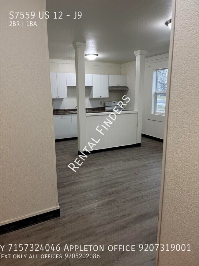 Building Photo - S7559 US-12