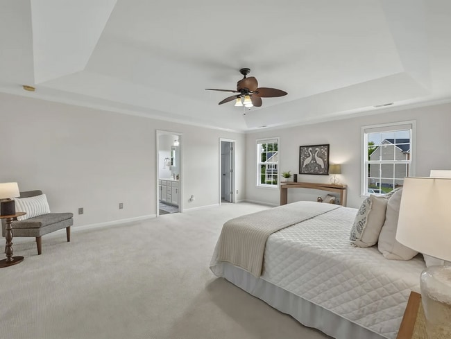 Building Photo - Spacious 5-Bedroom Living with Scenic View