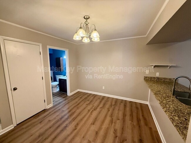 Building Photo - 104 Finley Forest Dr