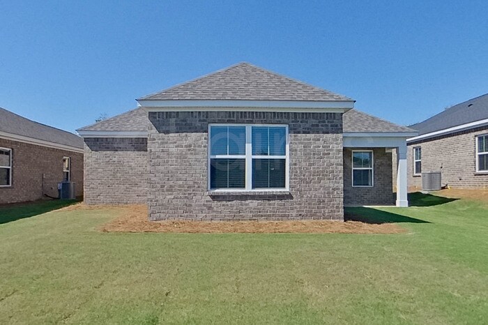 Building Photo - 113 Denise Dr