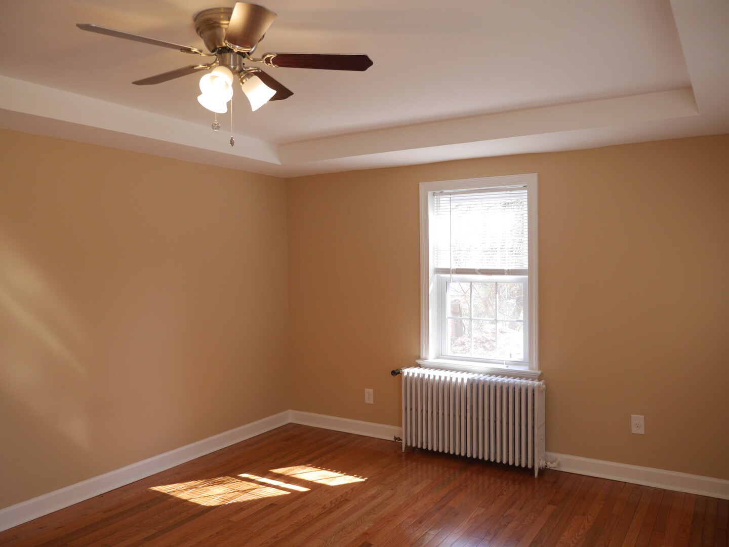 Building Photo - 812 Greenwood Cir