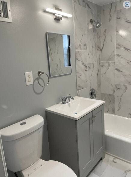 Bathroom - 4945 Sheriff Rd NE