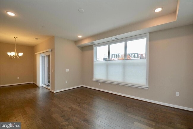 Building Photo - 3989 Norton Pl