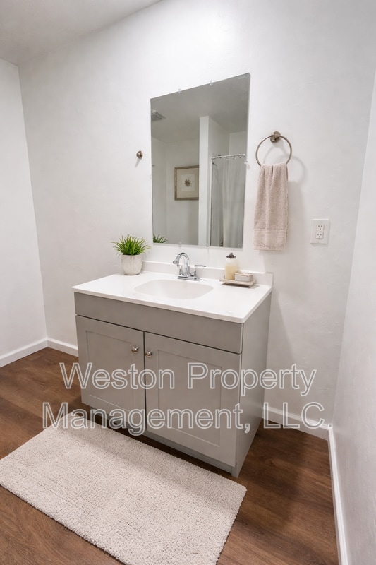 Building Photo - 1823 Rutgers Ave