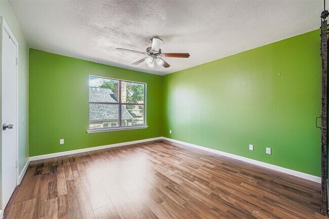 Building Photo - 2018 W Rundberg Ln