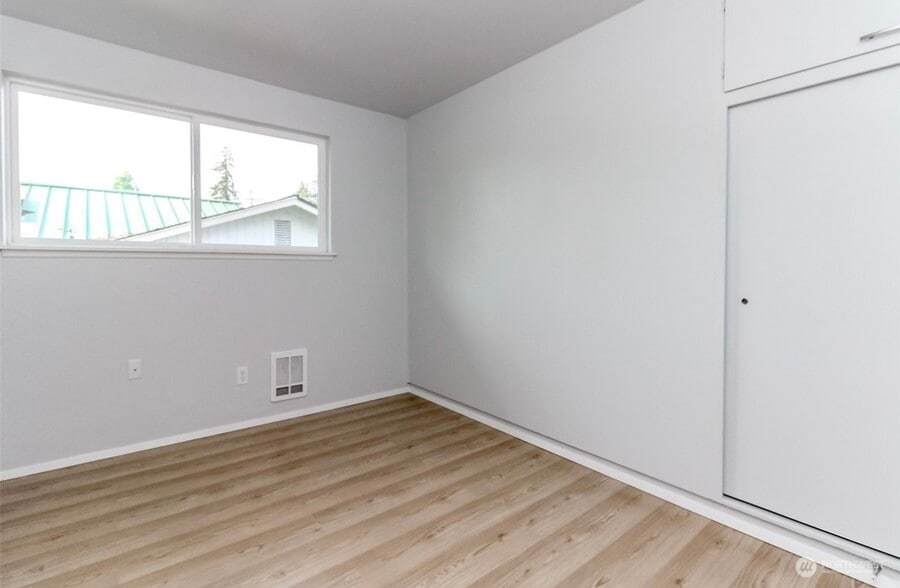 Building Photo - 10914 108th St SW