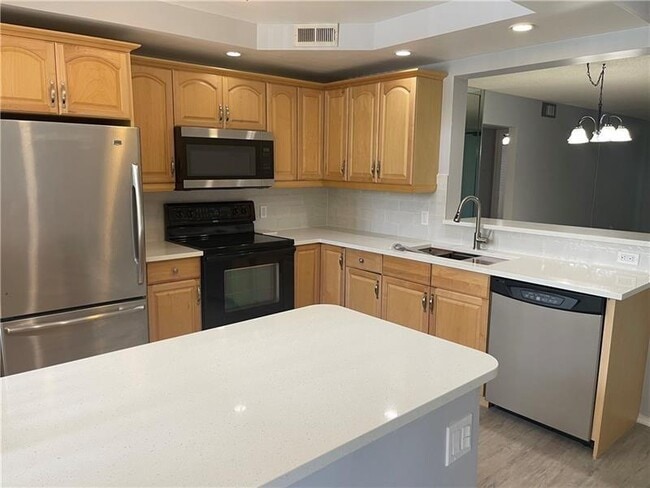 Building Photo - 2404 Antigua Cir