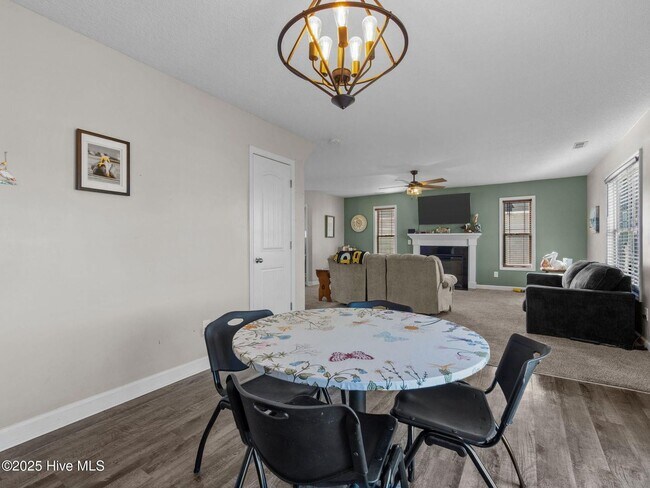 Building Photo - 216 Shell Rock Landing Rd