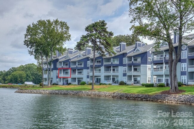 Building Photo - 368 Northwest Dr