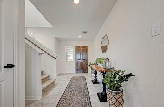 Building Photo - 1032 Vly Crst Ln