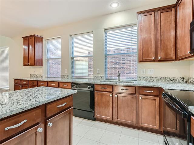 Building Photo - 5301 Lily Dr