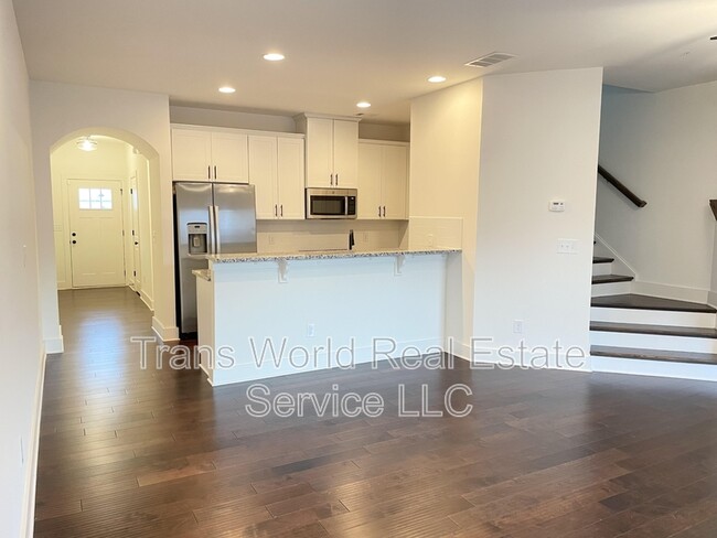Building Photo - 146 N Auburn Landing Pl