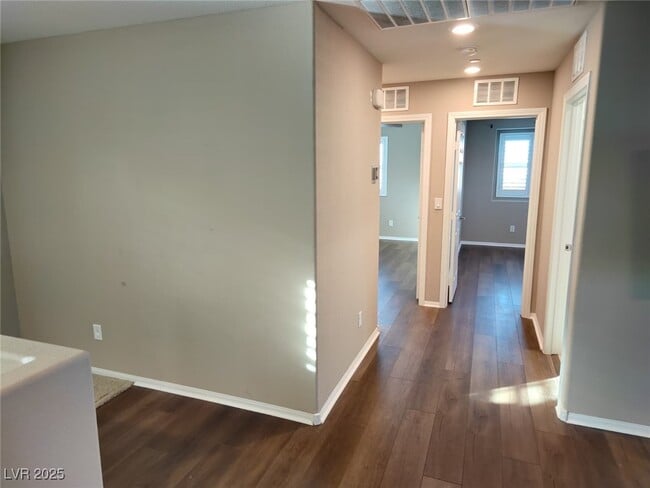 Building Photo - 3119 Biccari Ave