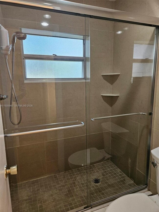 Building Photo - 5140 SW 40th Ave