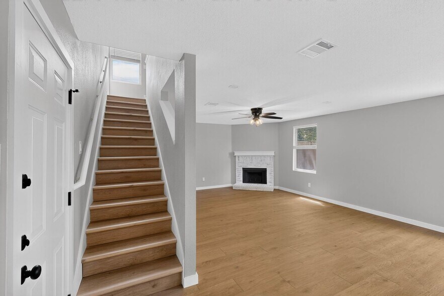 Building Photo - 5317 Gingerwood Dr