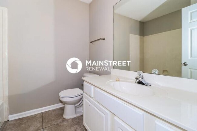 Building Photo - 4 Bedroom Pet-Friendly Home in Cordova, TN with Main Street Renewal