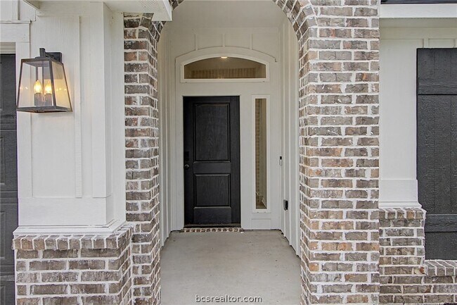 Building Photo - 3116 Brady Ct