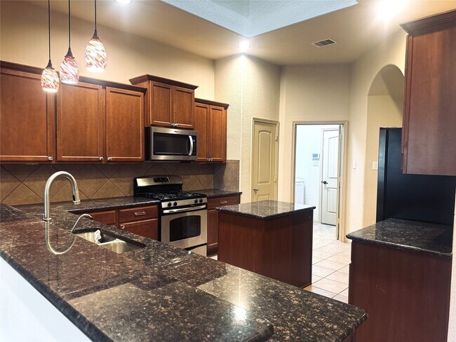Building Photo - 9503 Langley Springs Dr