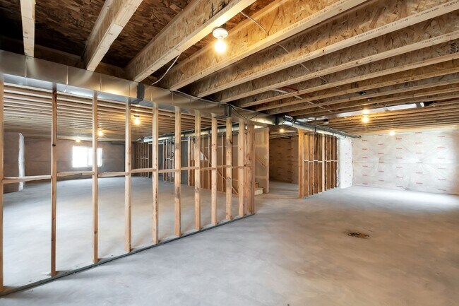 Building Photo - SPECTACULAR VIRTUALLY NEW HOME IN SOUGHT A...