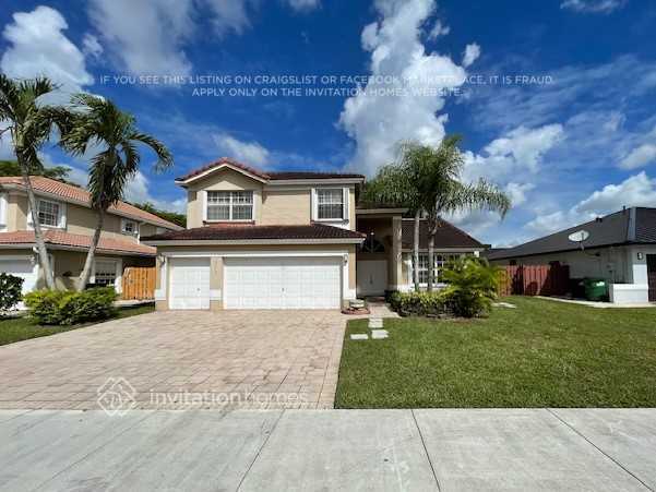 Building Photo - 15475 SW 146th Terrace
