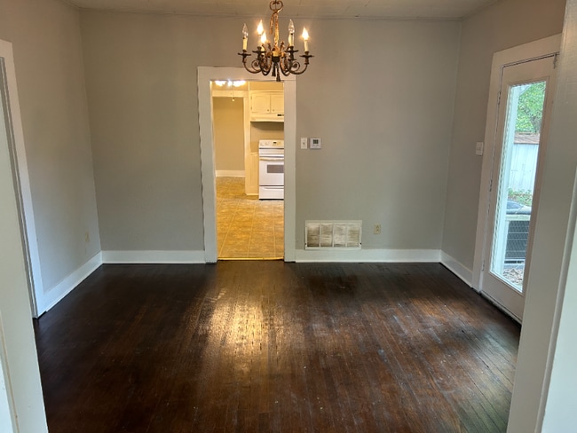 Building Photo - 120 S Montgomery St