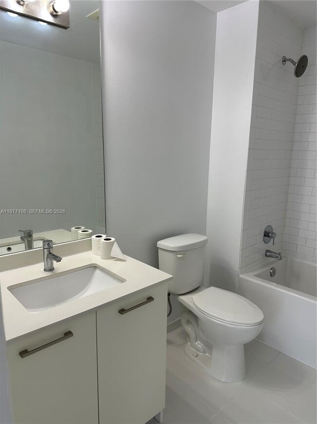 Building Photo - 151 SE 1st St