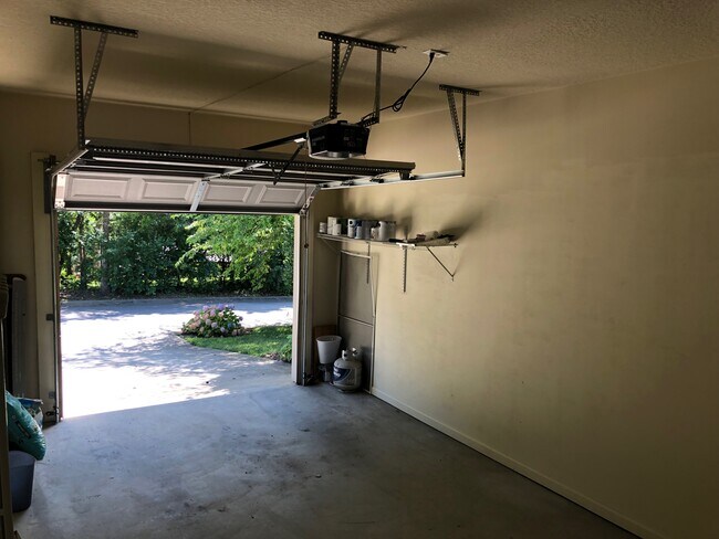 Garage - 24 Douglas Fir Ave