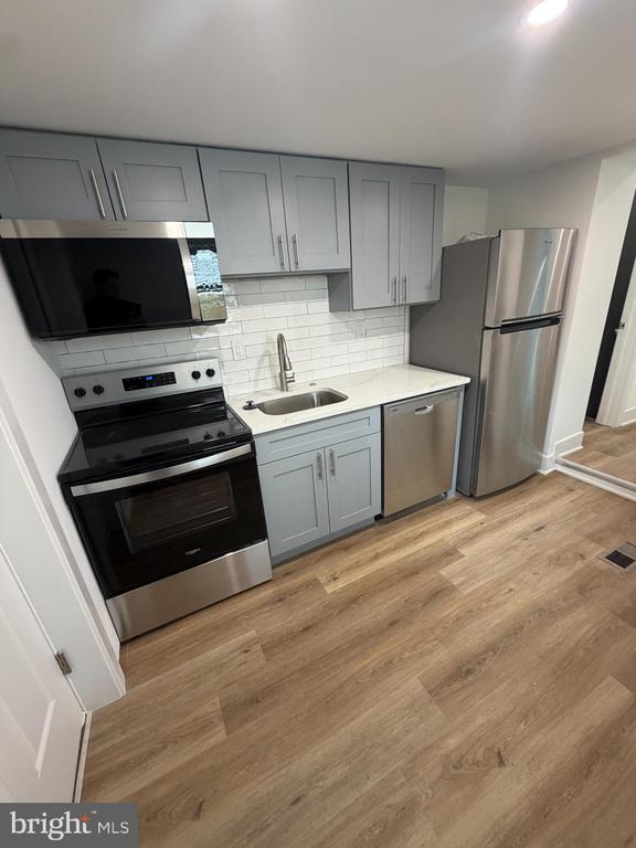 Building Photo - 2037 N 9th St