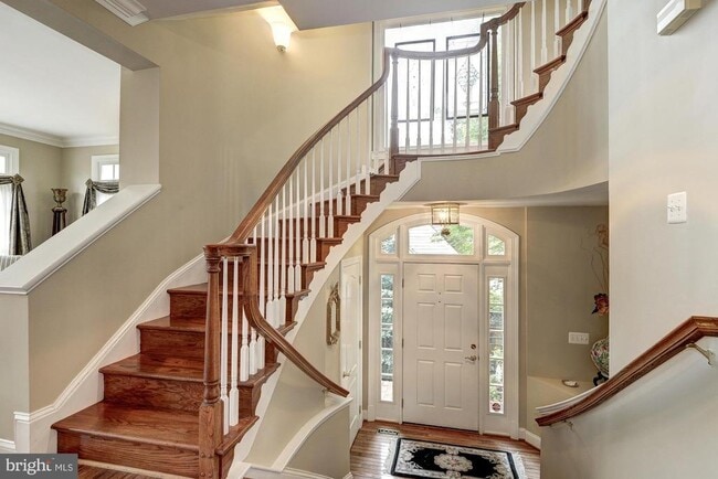Building Photo - 1657 Colonial Hills Dr