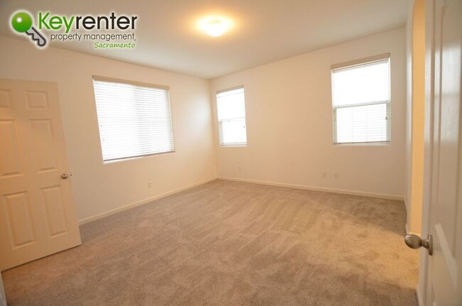 Building Photo - 3157 Lea Sterling Way
