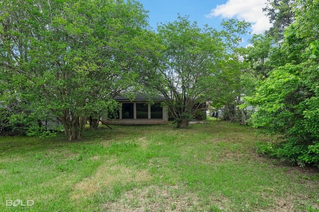 Building Photo - 2502 Ormond Pl