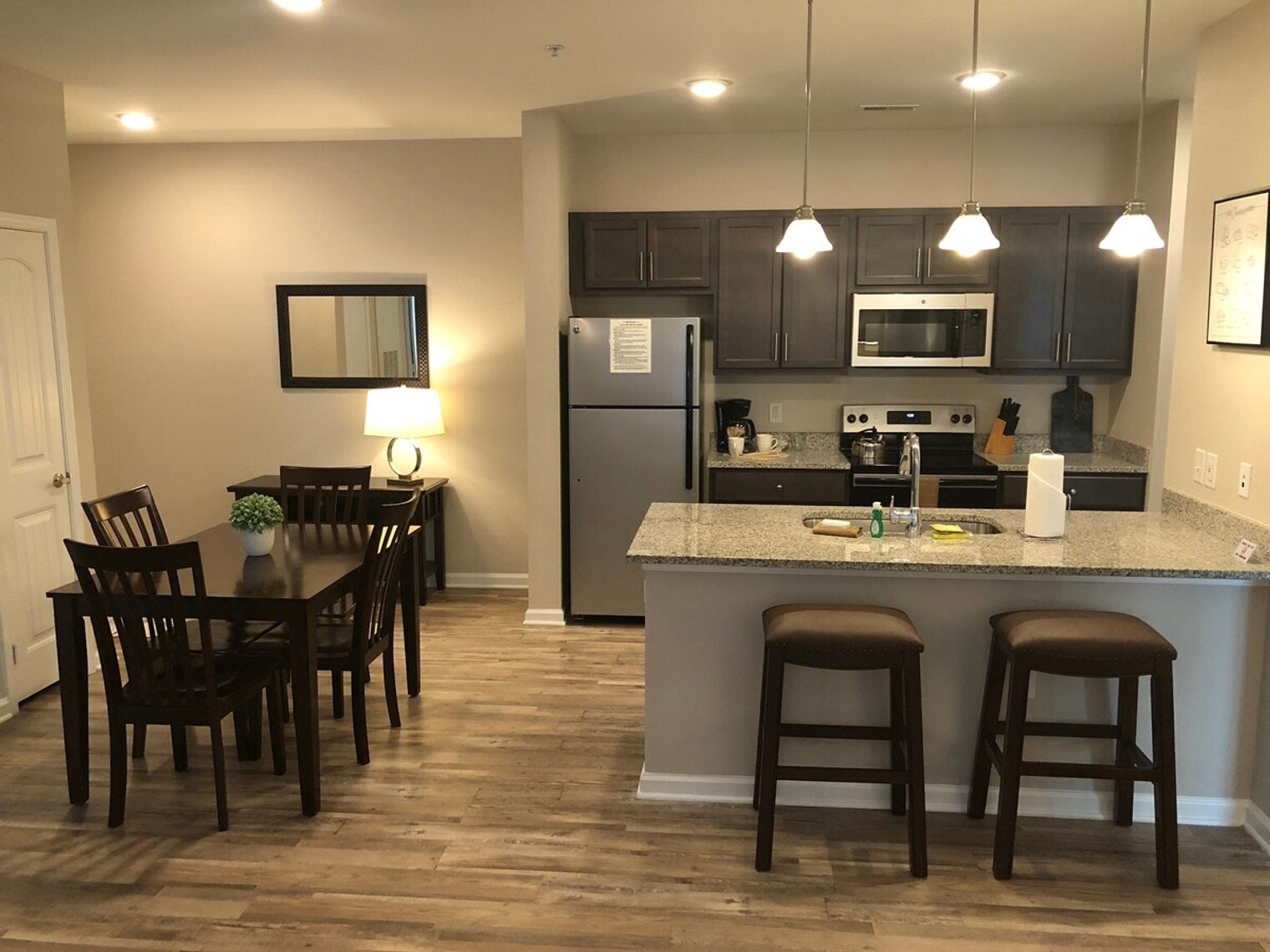 Building Photo - 8550 Nb Interstate 77 St