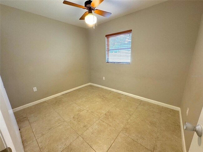 Building Photo - 3883 Hawkeye Cir