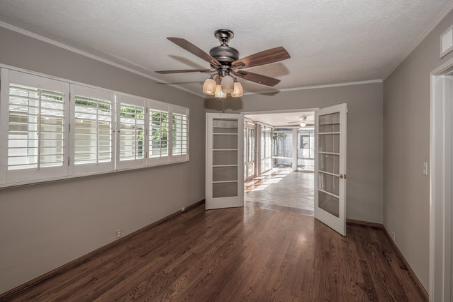 Building Photo - 832 Coolidge Dr