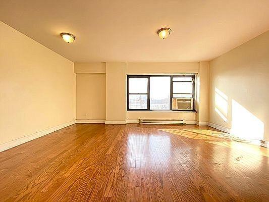 Building Photo - 3 bedroom in New York NY 10027