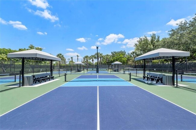 Building Photo - 8215 NW 125th Ln