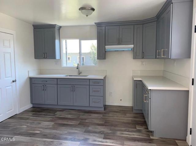 Building Photo - 408 S Ave 20