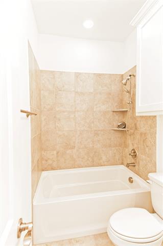 Building Photo - 3116 Gaylord Dr