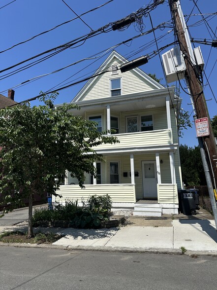 Building Photo - 68 Trull St
