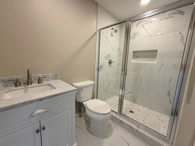 Building Photo - Fully Remodeled in the Heart of West Homewood - Welcome Home