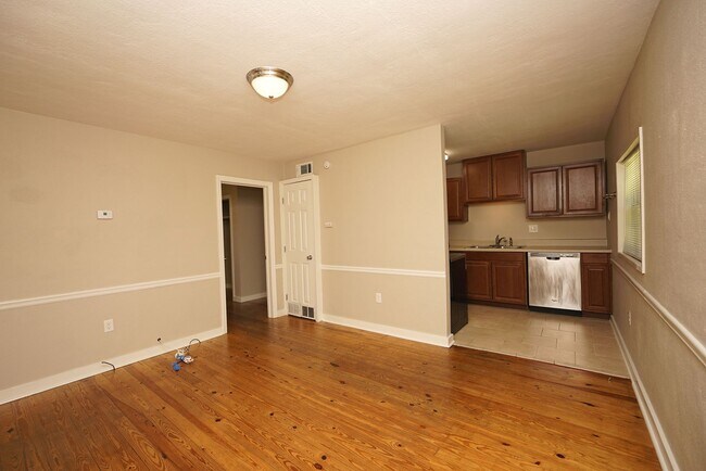 Building Photo - 503A McKinney St